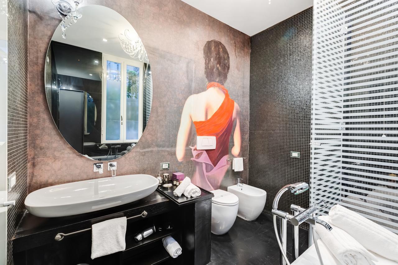 The French Suites By Oneup Hospitality Roma Ngoại thất bức ảnh